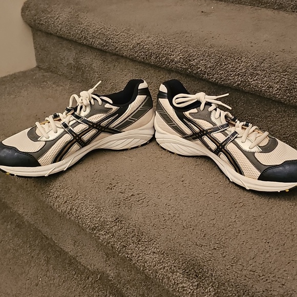 L ASICS GEL-Kanbarra (TN825) Sz10.5 pristine \